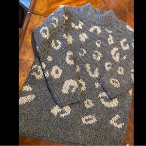 Universal Thread Gray Turtleneck Sweater